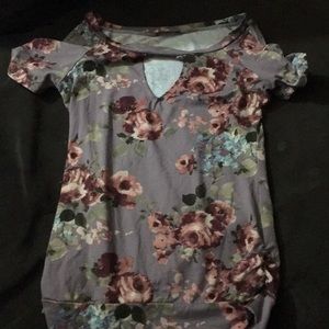 flowery top with cute shoulders and a cute v